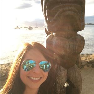 Meet your Posher, Mikyle